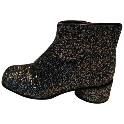 Pre-owned Marc By Marc Jacobs Glitter Buckled Boots In Silver