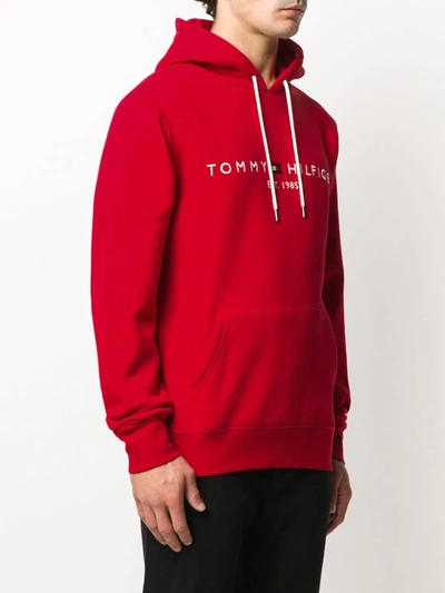 Tommy Hilfiger Embroidered Tommy Logo Hoodie In Red