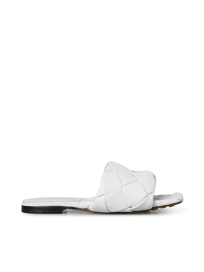 Shop Bottega Veneta Flat Woven Sandals In White