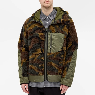 Shop Junya Watanabe Man Camo Sherpa Fleece Hooded Jacket In Green