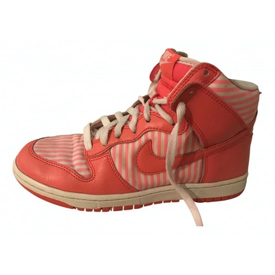 Pre-owned Nike Sb Dunk  Leather Trainers In Pink