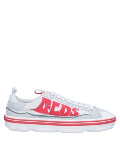 Gcds Side Logo Print Sneakers In White