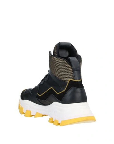 Cinzia Araia Sneakers In Black