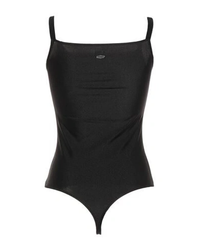 Freddy Tops In Black