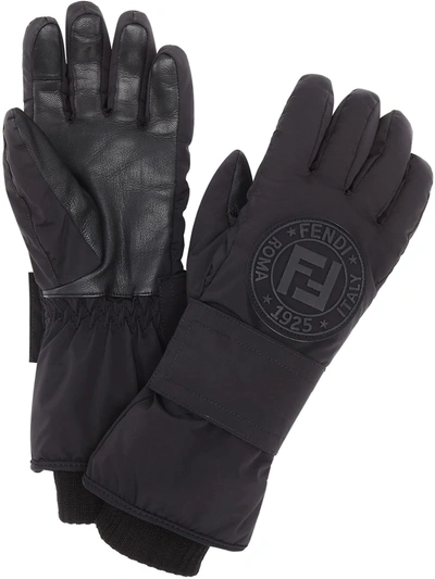 Shop Fendi Logo Patch Snow Gloves In Black