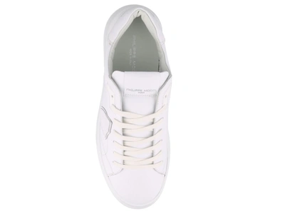 Shop Philippe Model Temple Veau Low In White