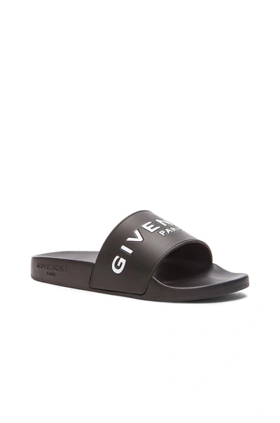 Shop Gucci Logo Pool Slides In Black