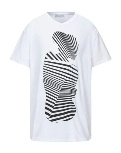 Shop Alessandro Dell'acqua T-shirts In White