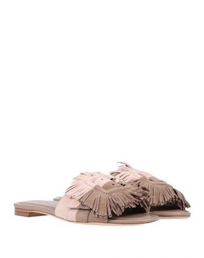 Tod's Sandals In Beige