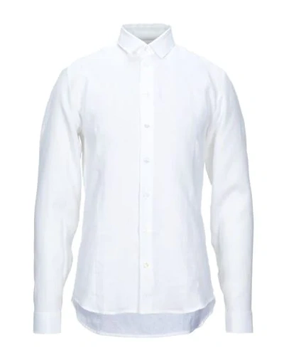 Shop Patrizia Pepe Man Shirt White Size 44 Linen