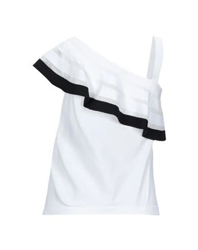 D Exterior Tops In White