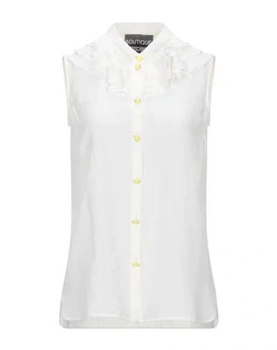 Shop Boutique Moschino Shirts In Ivory