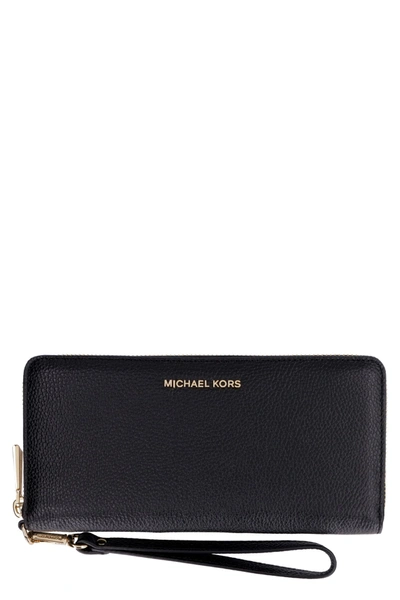 Shop Michael Michael Kors Continental Wallet In Leather In Black