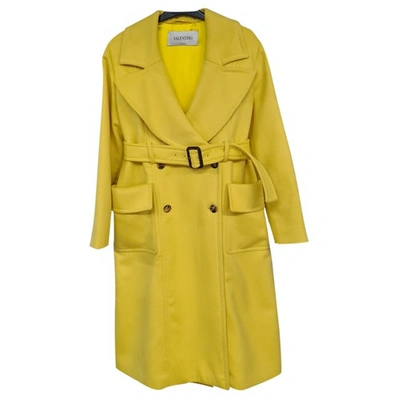 Pre-owned Valentino Yellow Wool Coat