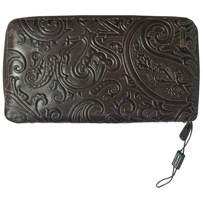 Pre-owned Etro Leather Purse In Brown