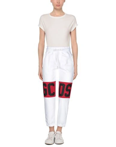 Shop Gcds Woman Pants White Size Xs Cotton