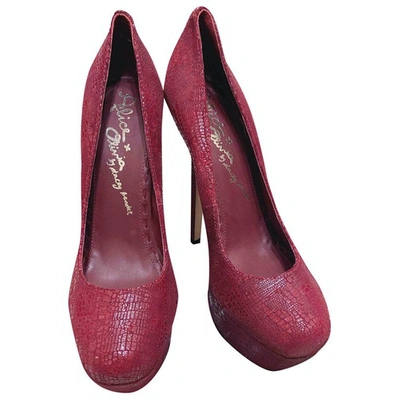 Pre-owned Alice And Olivia Leather Heels In Red