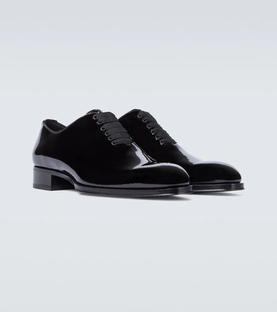 Shop Tom Ford Elkan Evening Lace-up Shoes In Black