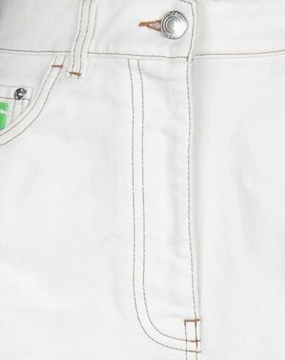 Shop Gcds Woman Denim Shorts White Size 27 Cotton