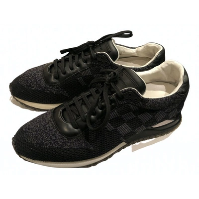 Pre-owned Louis Vuitton Lv Runner Active Black Cloth Trainers