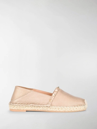 Shop Valentino Rockstud Flat Espadrilles In Gold