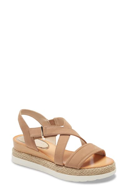 kenneth cole new york women's jules elastic sandals