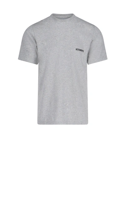 Shop Vetements T-shirt In Grey