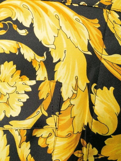 Versace Barocco Print Dressing Gown In Yellow
