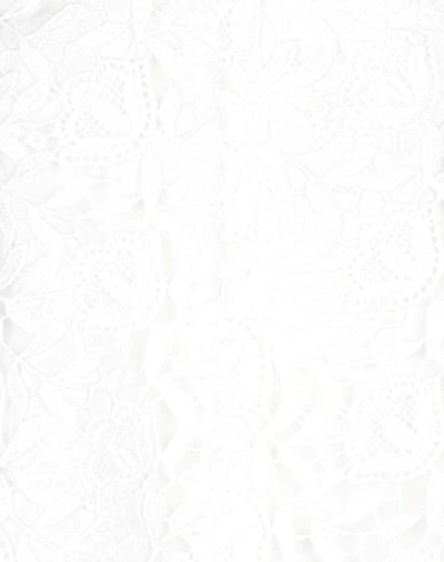 Be Blumarine Shorts In White