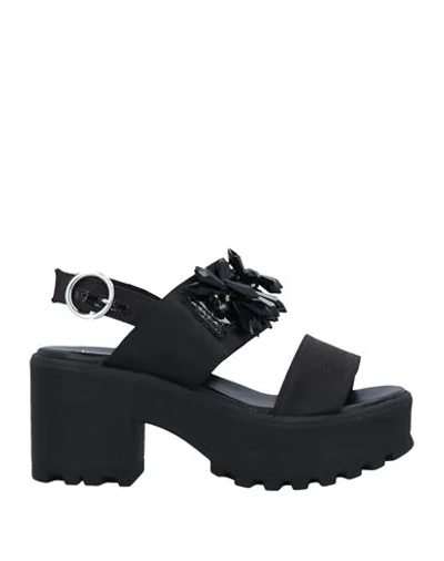 Cult Sandals In Black