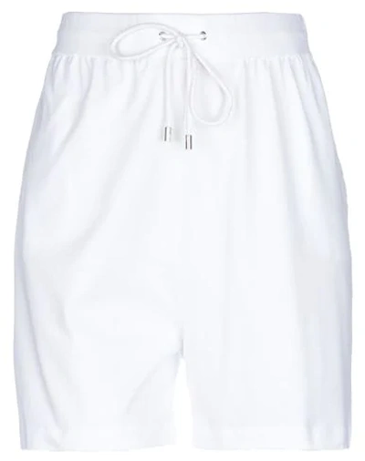 Alberta Ferretti Woman Shorts & Bermuda Shorts White Size S Cotton In White