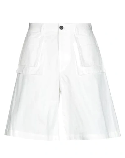 Shop Frankie Morello Man Shorts & Bermuda Shorts White Size 32 Cotton