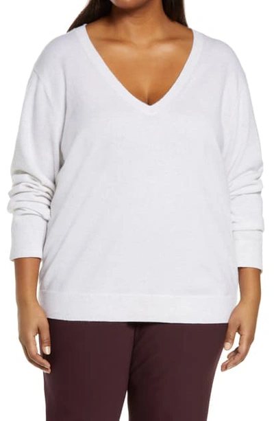Shop Vince Weekend V-neck Cashmere Sweater In H White