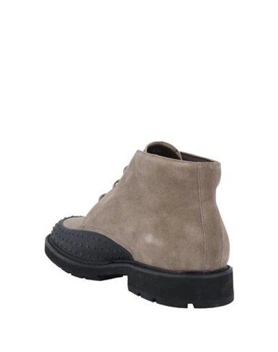 Tod's Ankle Boots In Grey