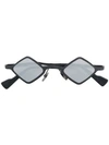 Kuboraum Diamond Frame Sunglasses In Black