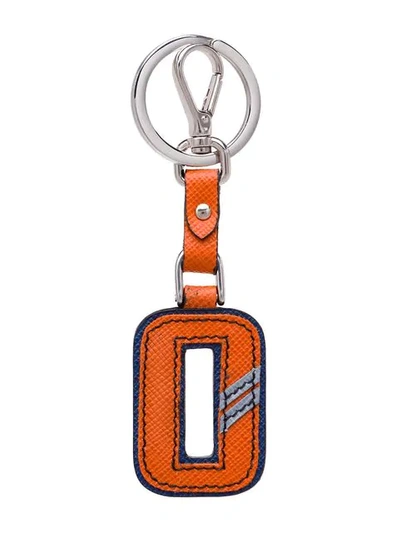 Prada Schlüsselanhänger Mit Buchstabenform In Orange