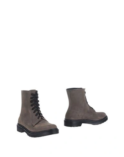 Liviana Conti Ankle Boots In Brown