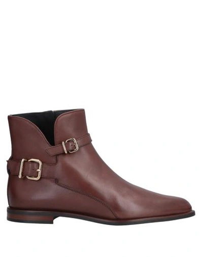 Tod's Ankle Boots In Brown