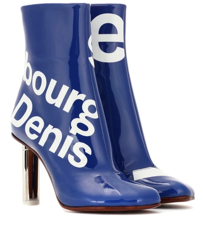 Vetements Printed Ankle Boots In Blue