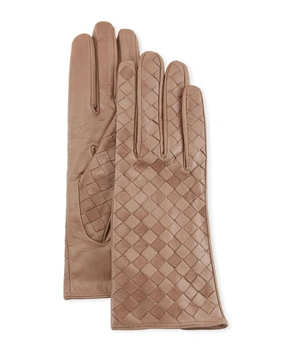 Guanti Giglio Fiorentino Woven Lambskin Leather Gloves In Taupe