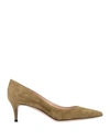 Gianvito Rossi Pumps In Military Green