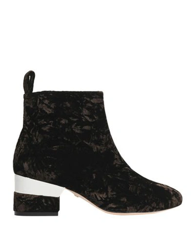 Isa Tapia Ankle Boot In Dark Brown