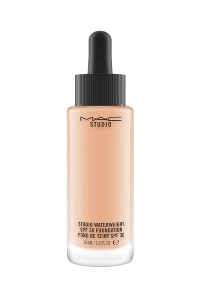 Mac Studio Waterweight Spf30/pa++ Foundation 30ml - Colour Nc15 In Nw30