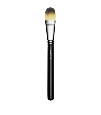 Mac 190 Short Handle Foundation Brush