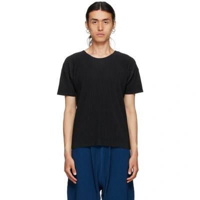 Issey Miyake Pleated Short Sleeved T-shirt In Black