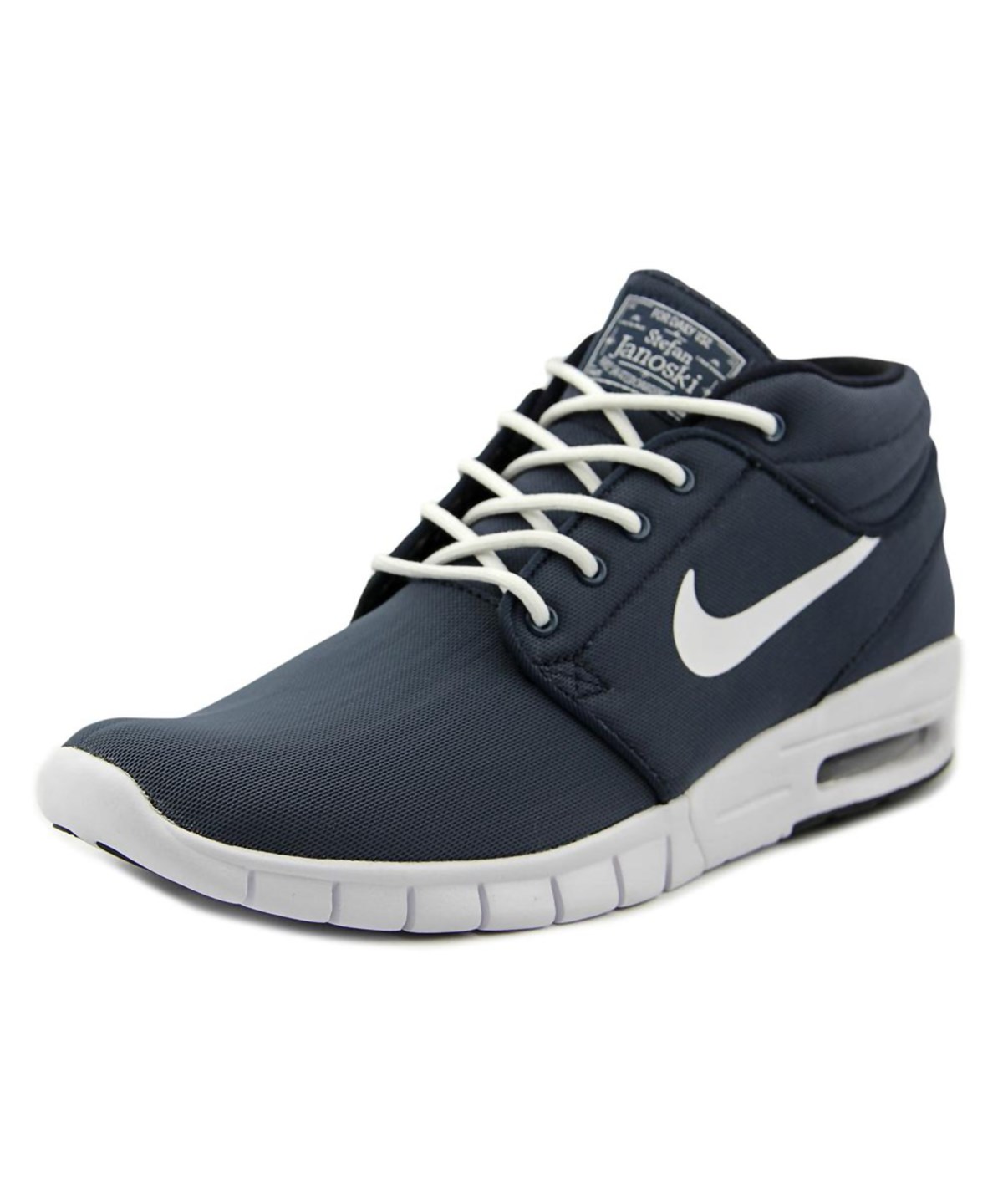 nike round toe trainers
