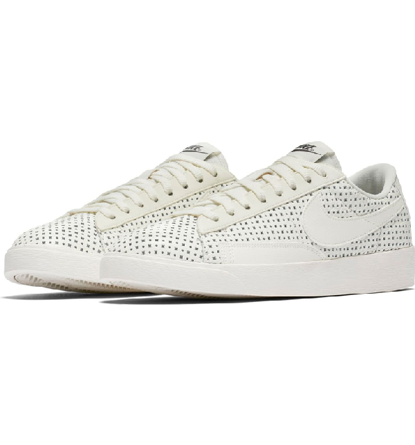blazer low se sneaker nike