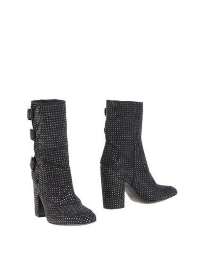 Laurence Dacade Ankle Boots In Steel Grey