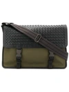 Bottega Veneta Intrecciato Messenger Bag In Green