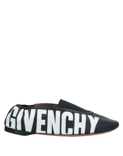 Givenchy Ballet Flats In Black